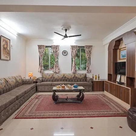 Lifeline Villas - Peak View Villa Lonavala With Huge Pool And Lawn Area Exterior photo